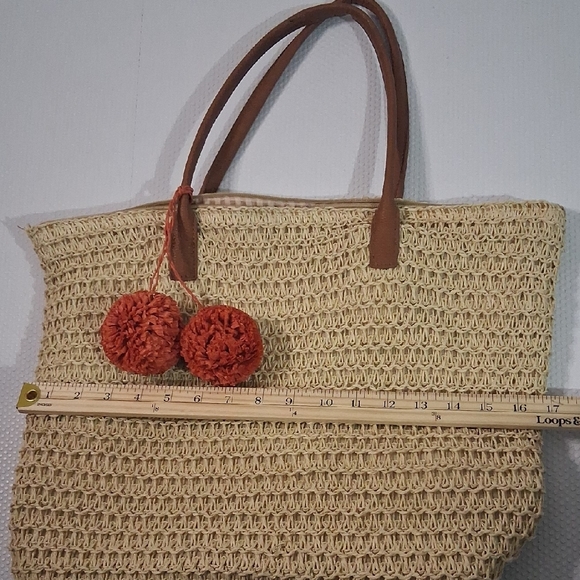 Target Beige Tote with Orange Accents - Picture 3 of 11